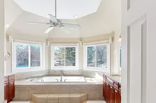 51 Crestview Dr, Oswego, IL 60543 - Photo 31