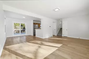 920 Gerald Ave, South Elgin, IL 60177 - Photo 5