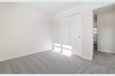 920 Gerald Avenue, South Elgin, IL 60177 - Photo 15