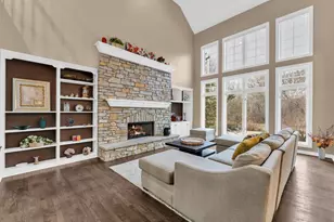 2706 Duncan Ln, Batavia, IL 60510 - Photo 9