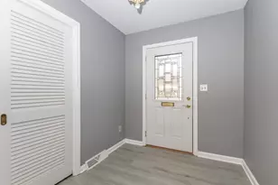 3907 44th St, Rock Island, IL 61201 - Photo 3