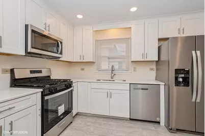 10012 S Komensky Avenue, Oak Lawn, IL 60453 - Photo 9