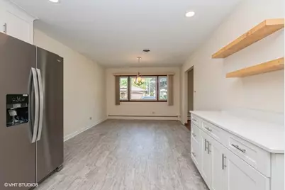 10012 S Komensky Avenue, Oak Lawn, IL 60453 - Photo 11