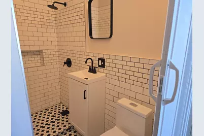 2417 W Arthington Street #2, Chicago, IL 60612 - Photo 5