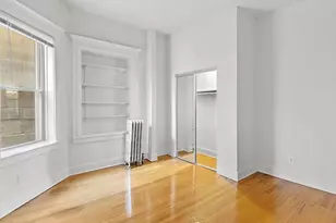 668 W Sheridan Rd, Chicago, IL 60613 - Photo 13