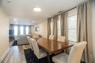 2927 W Lyndale St, Chicago, IL 60647 - Photo 5