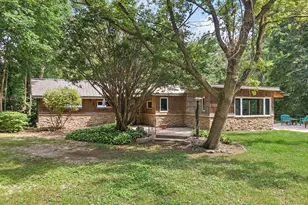 8750 Gurler Rd, Dekalb, IL 60115 - Photo 5