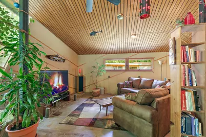 8750 Gurler Road, Dekalb, IL 60115 - Photo 13