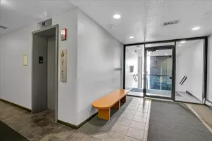 9725 S Karlov Ave, Oak Lawn, IL 60453 - Photo 27