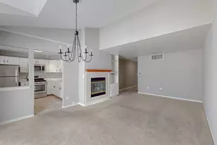 1978 Gary Ct, Schaumburg, IL 60193 - Photo 7