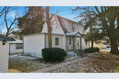 7913 S Oak Street, Dixon, IL 61021 - Photo 1