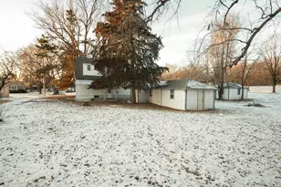 7913 S Oak St, Dixon, IL 61021 - Photo 23