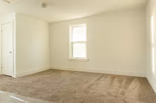 7913 S Oak St, Dixon, IL 61021 - Photo 9