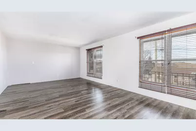 415 W Columbia Avenue, Stockton, IL 61085 - Photo 9