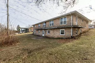 415 W Columbia Ave, Stockton, IL 61085 - Photo 41