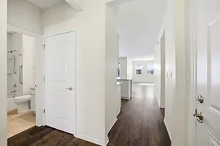 935 Carolina Ct, Pingree Grove, IL 60140 - Photo 3