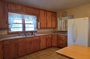 3553 Ferndale Ave, Danville, IL 61834 - Photo 5