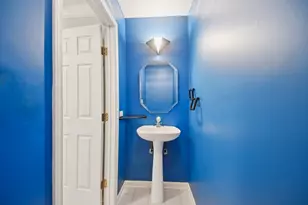 858 Old Checker Rd, Buffalo Grove, IL 60089 - Photo 11