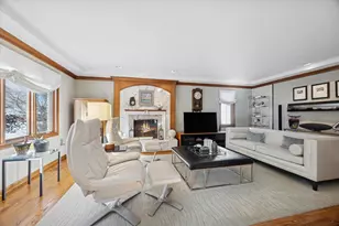 447 Stratford Ln, Willowbrook, IL 60527 - Photo 13