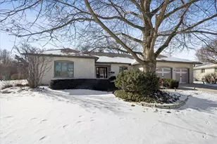 447 Stratford Ln, Willowbrook, IL 60527 - Photo 27