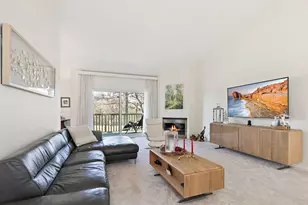 260 Timber Ridge Ln, Lake Barrington, IL 60010 - Photo 5