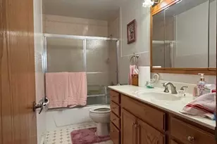 151 Rose Tree Ln, Lindenhurst, IL 60046 - Photo 13