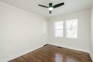 9800 S Drexel Ave, Chicago, IL 60628 - Photo 9