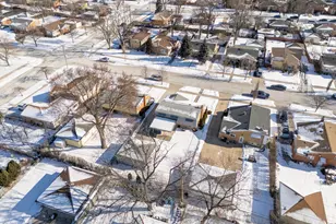 8832 Osceola Ave, Morton Grove, IL 60053 - Photo 31