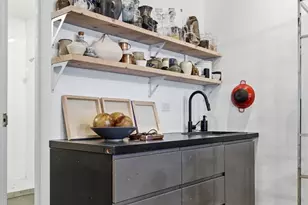 2401 W Ohio St, Chicago, IL 60612 - Photo 5