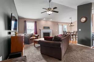 311 Country Ln, Tolono, IL 61880 - Photo 5