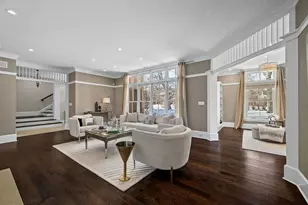 1070 Fisher Ln, Winnetka, IL 60093 - Photo 3