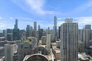 100 E Huron St, Chicago, IL 60611 - Photo 23