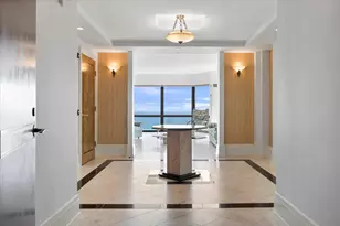 100 E Huron St, Chicago, IL 60611 - Photo 3