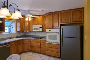 14927 Kenton Ave, Midlothian, IL 60445 - Photo 7