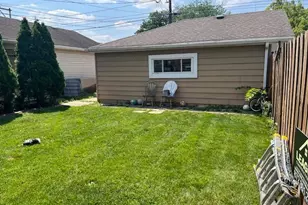 6100 S Kenneth Ave, Chicago, IL 60629 - Photo 15