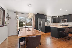 118 Beechcraft Dr, New Lenox, IL 60451 - Photo 7