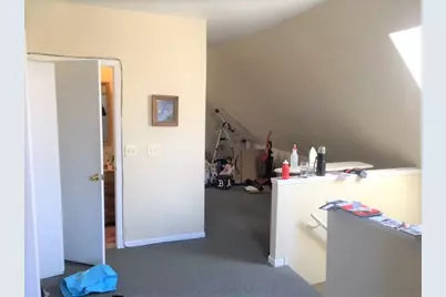 1749 W Barry Avenue, Chicago, IL 60657 - Photo 17