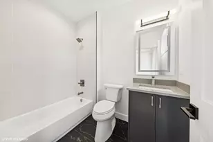 936 S Mitchell Ave, Elmhurst, IL 60126 - Photo 23