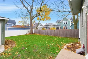 312 E Lincoln Ave, Wheaton, IL 60187 - Photo 29
