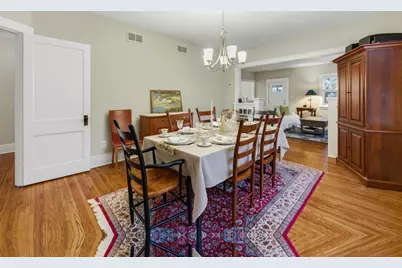 312 E Lincoln Avenue, Wheaton, IL 60187 - Photo 9