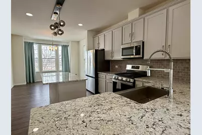 4411 Monroe Court, Naperville, IL 60564 - Photo 5