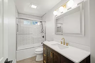 6920 Orchard Ln, Hanover Park, IL 60133 - Photo 17