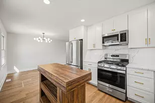 6920 Orchard Ln, Hanover Park, IL 60133 - Photo 13