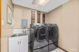 1235 Constellation Dr, Aurora, IL 60505 - Photo 17