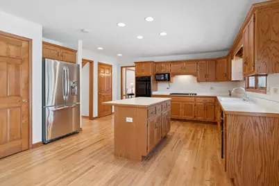 723 Mesa Drive, Naperville, IL 60565 - Photo 13