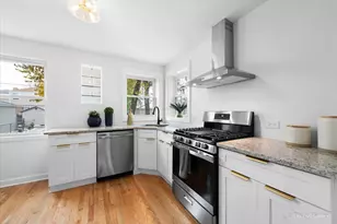 6322 N Monticello Ave, Chicago, IL 60659 - Photo 9