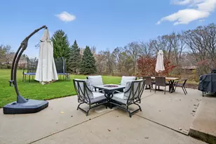 3727 Cherokee Dr, Johnsburg, IL 60051 - Photo 27