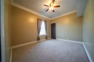 3927 Kirk St, Skokie, IL 60076 - Photo 9