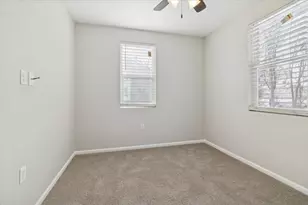 609 Trenton Ave, Rockford, IL 61102 - Photo 17