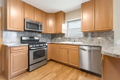 2931 N 76th Avenue, Elmwood Park, IL 60707 - Photo 7